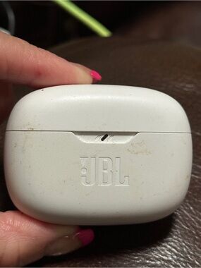 Charging Case for JBL Vibe Beam Replacment White OEM Charger Case Only
